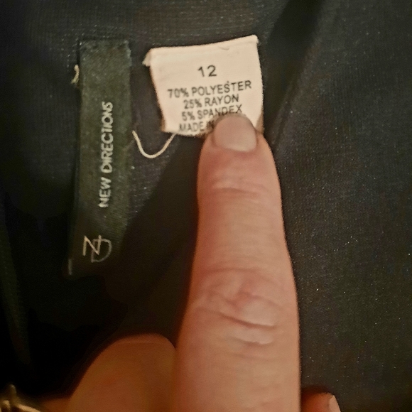 Size 12 New Directions Dress - Picture 2 of 2